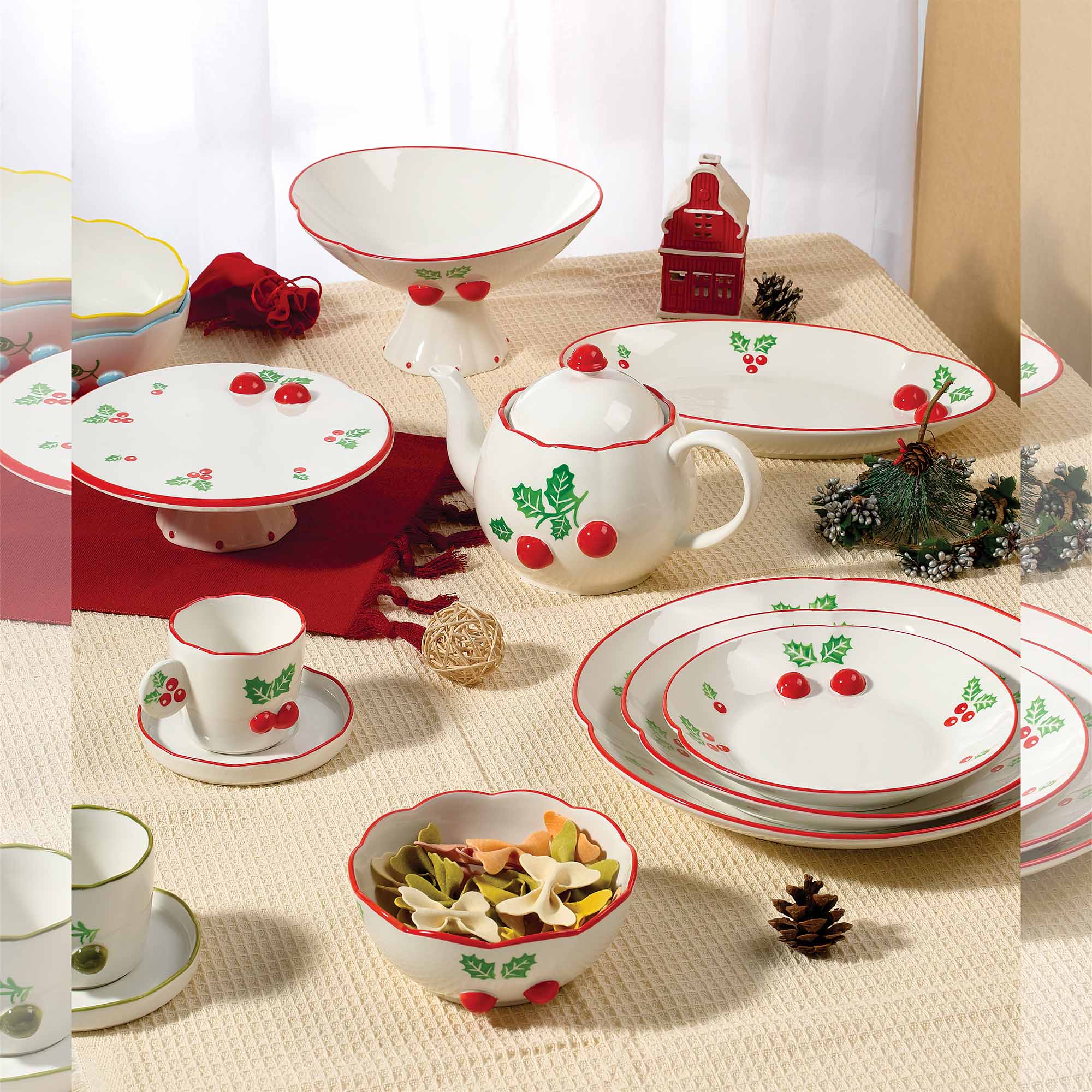 Donglin Homeware Christmas 3D Red Berry -  - Cartoon Style Ceramic Tableware