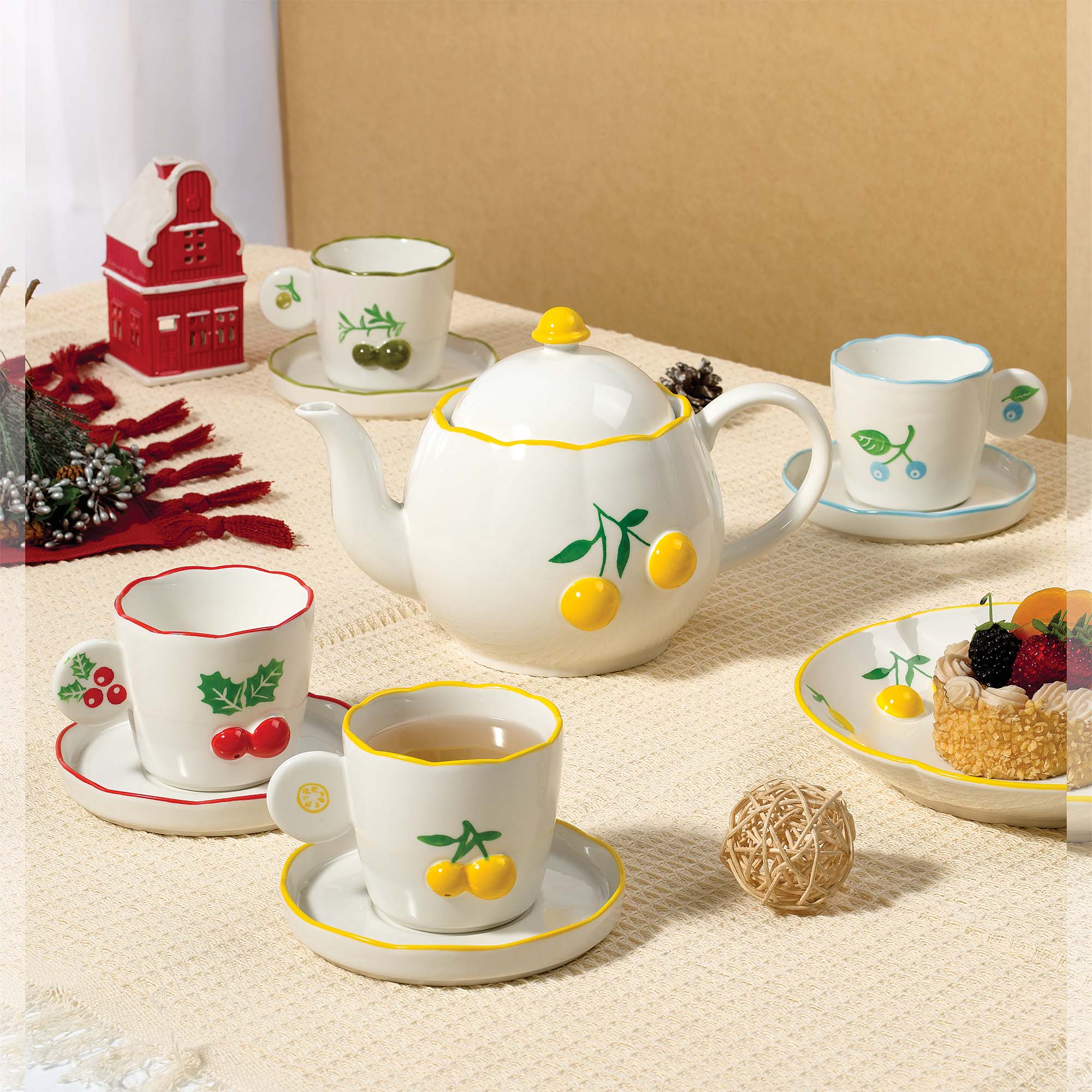 Donglin Homeware Christmas 3D Red Berry - Cartoon Style Ceramic Coffee Set
