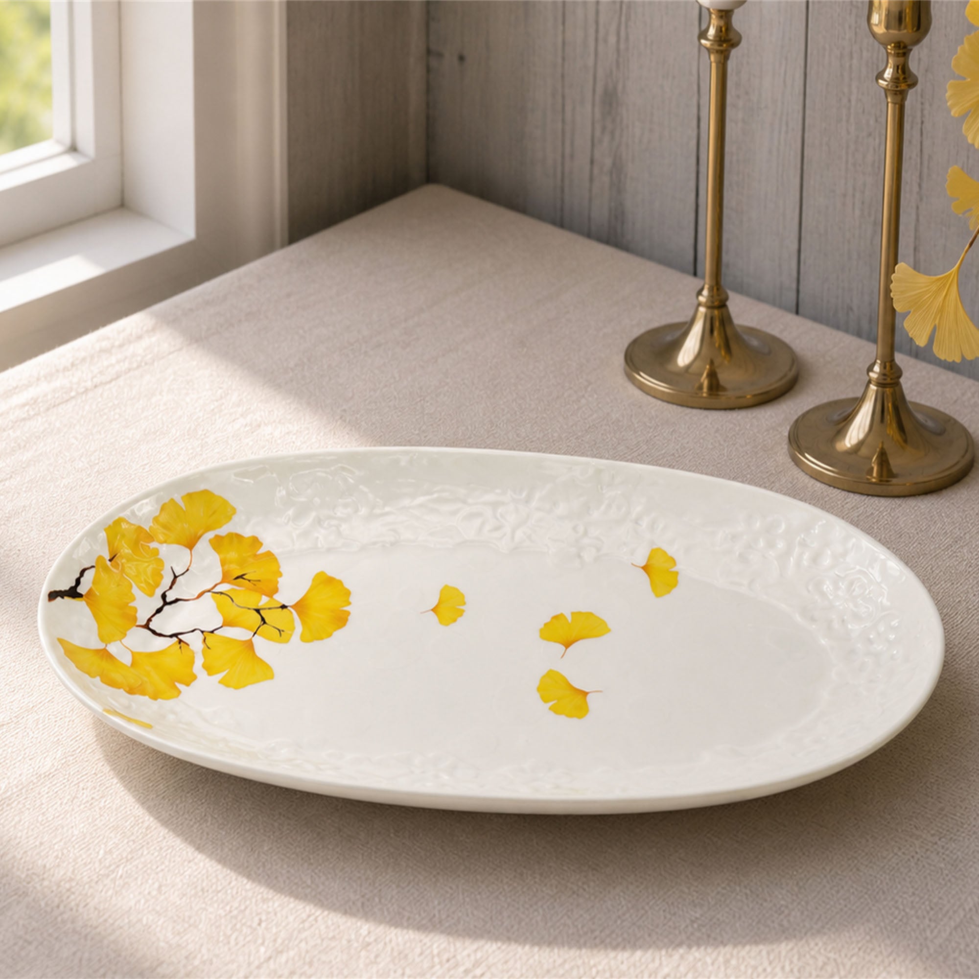 Donglin Homeware Ginkgo Leaf - Minimalist Style Ceramic Oval Rimmed Plate 11-inch
