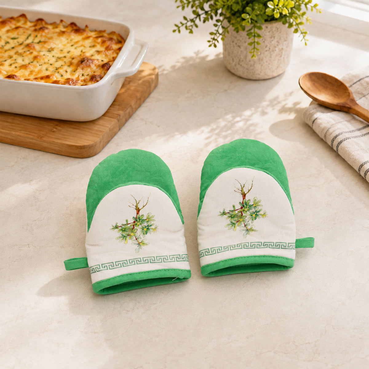 Donglin Homeware Herbs Botanical Lifestyle Collection Oven Mitt