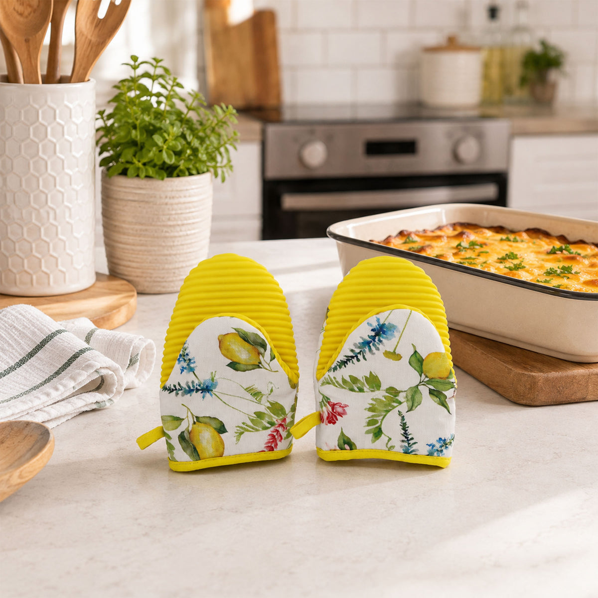 Donglin Homeware Lemon Coordinated Home Collection Oven Mitt