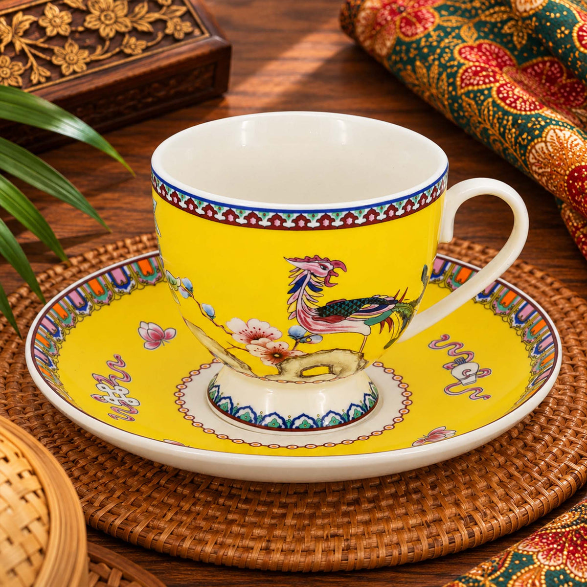 Donglin Homeware Straits Phoenix Collection Cup and Saucer 220cc (Circle)